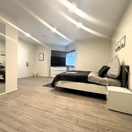 Boutique Hotel Q8 By Simplex Germersheim Buitenkant foto