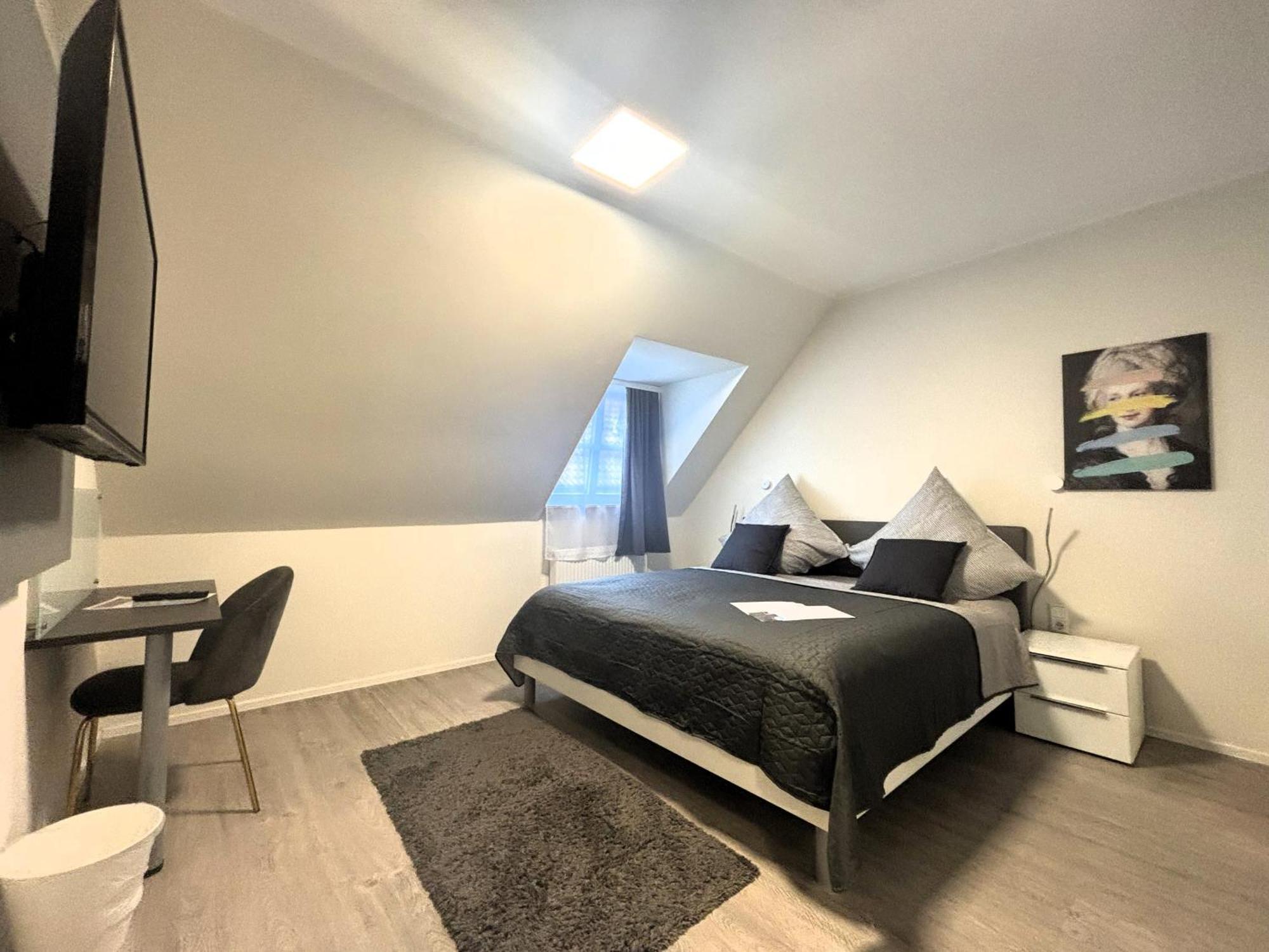 Boutique Hotel Q8 By Simplex Germersheim Buitenkant foto
