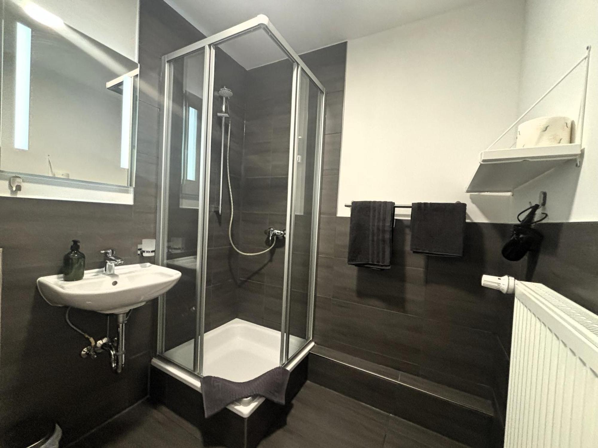 Boutique Hotel Q8 By Simplex Germersheim Buitenkant foto