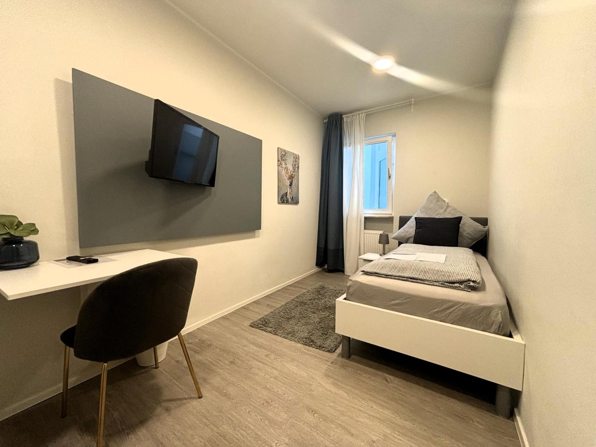 Boutique Hotel Q8 By Simplex Germersheim Buitenkant foto